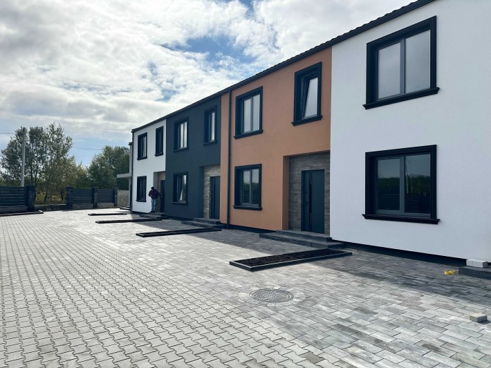 Продам Таунхаус. Ділянка 1.5 соток. Площа 105 м². Автономне Газове. - фото 1
