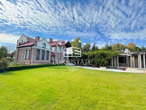 Продажа дома с выходом на воду в КГ «Днепровая Волна» Козин. Без % Козин