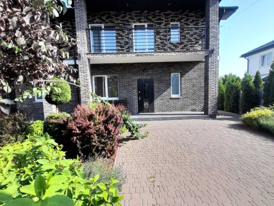 Без комісії, 100м², три кімнати, тераса, балкон, меблі, три сотки