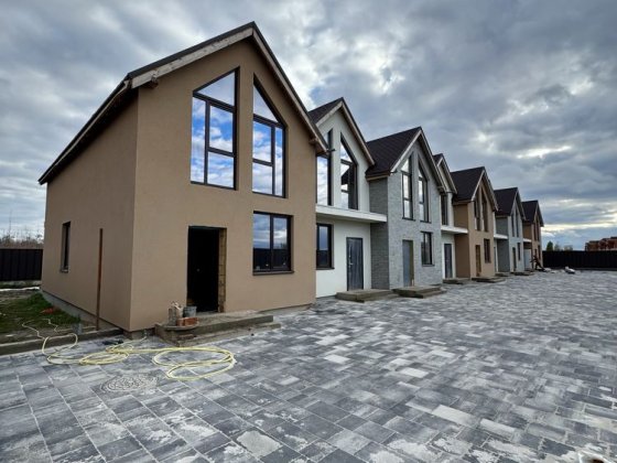 Кутовий таунхаус | 100 м² | 2 сотки | вул. Лікарська Белогородка