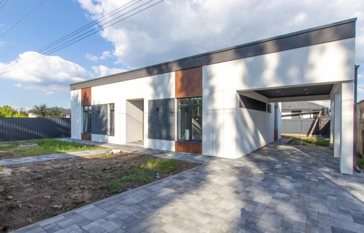 Одноповерховий будинок 110 кв.м. 5,5 соток, з ПІДВАЛОМ! Білогородка - фото 1