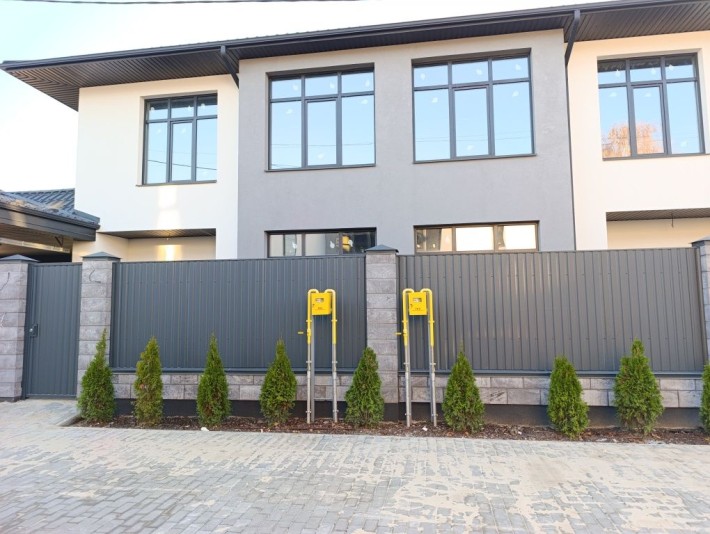 Топова локація!Продаж Дуплекса під чистове оздоровлення від забудовник - фото 1