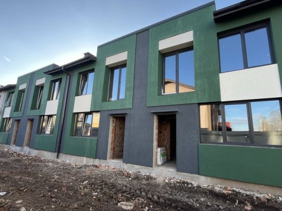 Новий таунхаус 71 м² у Гатному: закрита територія, газ, свердловина,ел Гатное