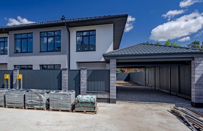 Дуплекс 127 кв.м. 3.5 сотки! ГАЗ! Навіс для авто! Тераса! Білогородка - фото 1