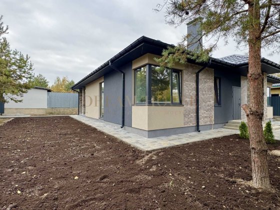 Цегляний одноповерховий будинок. Чистове оздоблення. Газове опалення! Ворзель