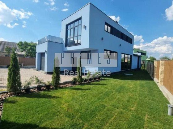 Продаж будинку в стилі Hi-Tech з ремонтом та технікою, Гатне Гатное