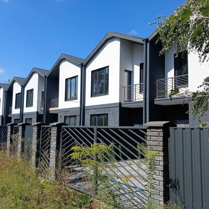 ціна під ключ, крайній таунхаус на межі  Буча Ворзель без % - фото 1