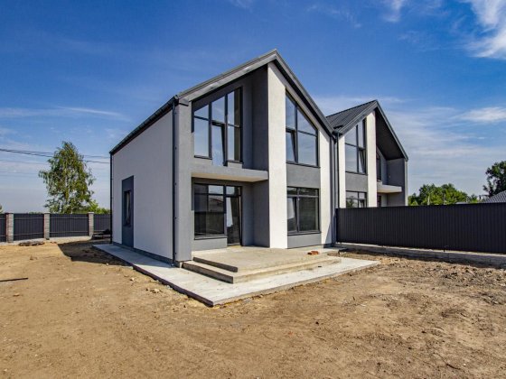 Новий дуплекс у Білогородці з ділянкою 5 соток – під чистовий ремонт! Белогородка