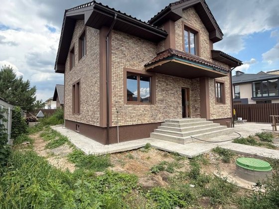 Продам БУДИНКУ, 5.5 поток, газ, підвал. ГАТНЕ Гатне