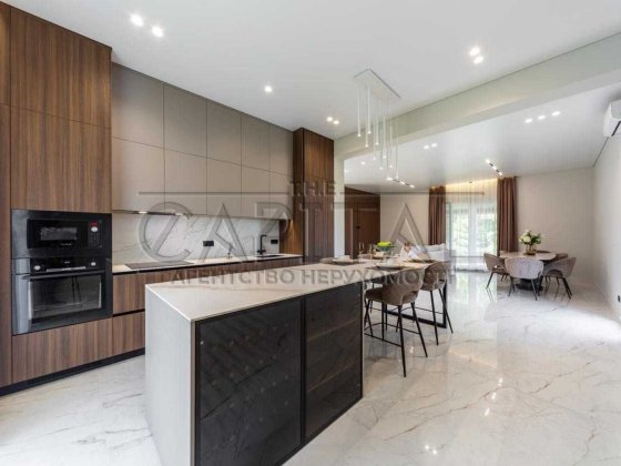 Продаж/Будинок/210 м2/Києво-Святошинський район/Ходосівка/вул Квітнева Ходосівка