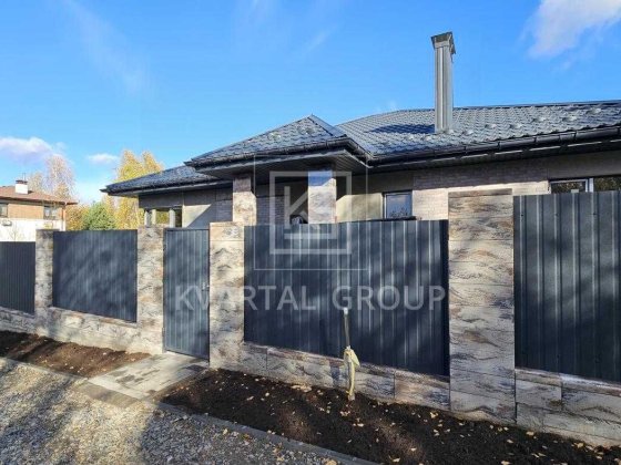 Будинок у Ворзелі — для родини, з усіма комунікаціями Ворзель