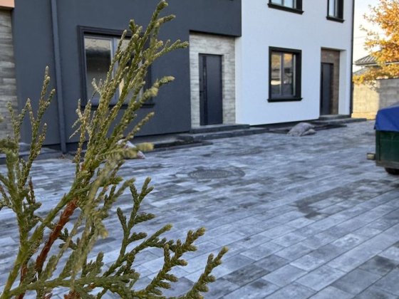 Продам кутовий  таун у Ворзелі з газом Ворзель