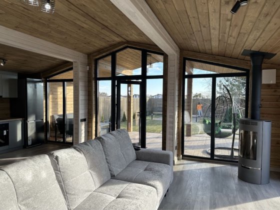 Готовый каркасный дом с ремонтом Ворзель