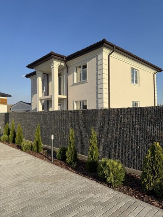 Будинок 190 м² у Крюківщині, 7,5 соток, 850 м до озера, без комісії - фото 1