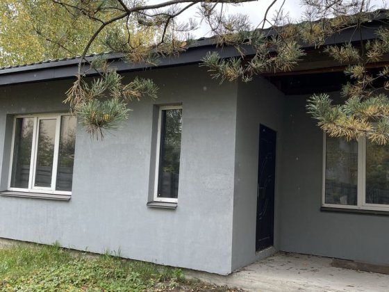 Будинок Ворзель без ремонту,велика територія Ворзель