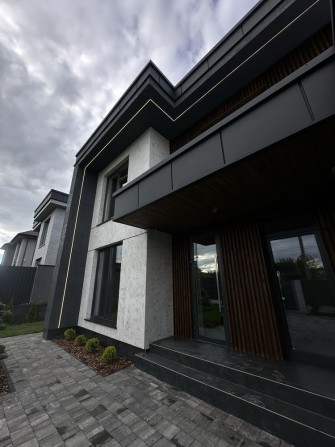 БЕЗ КОМІСІЇ Продаж сучасного будинку 210м2\8.5 соток  Ходосівка - фото 1