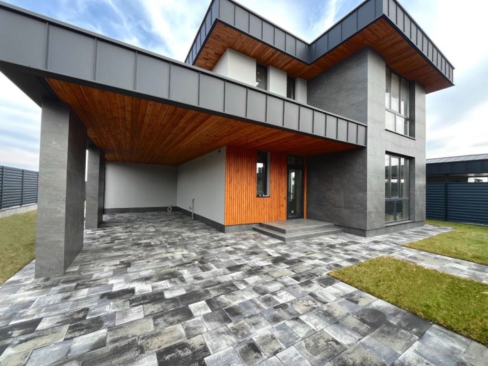 Будинок в стилі HIGH-TECH з гарною/рівною ділянкою‼️с. Ходосівка - фото 1