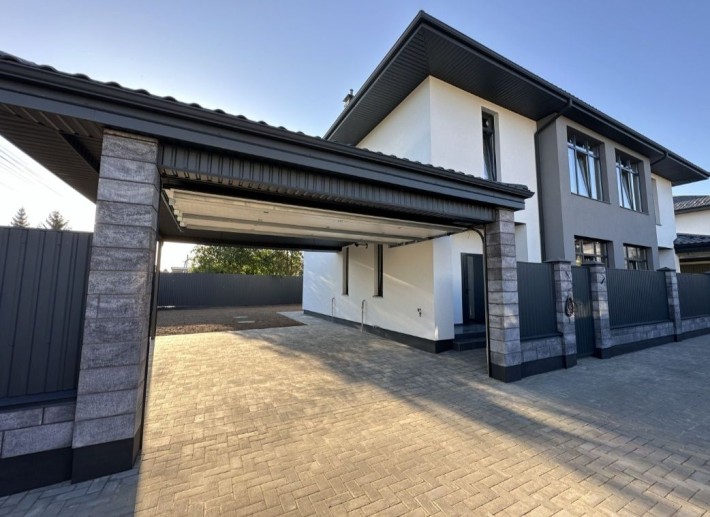 Газ!Продаж дуплекса 128 м2 під чистове оздоровлення в с.Білогородка! - фото 1