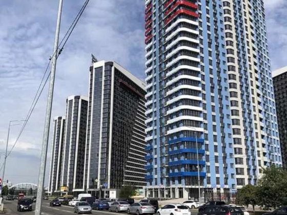 Продаж квартири студії в ЖК Берег Дніпра, Дарницький р-н Киев