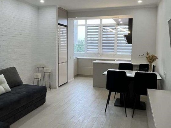 Продаж двокімнатної квартири по вул. Радистів 34д в ЖК Лісова Казка Киев