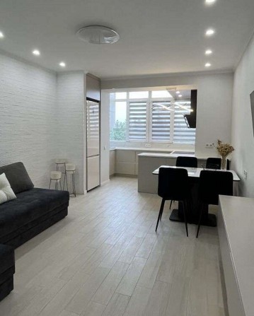 Продаж двокімнатної квартири по вул. Радистів 34д в ЖК Лісова Казка - фото 1