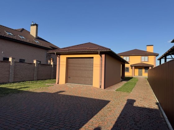 Продам двоповерховий будинок в с. Білогородка, без комісіі! Белогородка