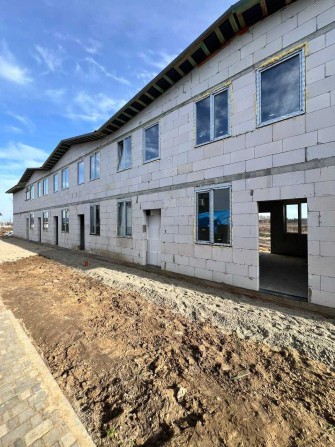 Продаж 2к таунхаусу 60м2 з власним подвір'ям Білогородка - фото 1