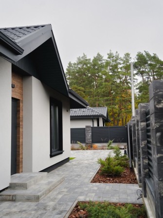 Одноповерховий будинок з ремонтом меблями і технікою - фото 1