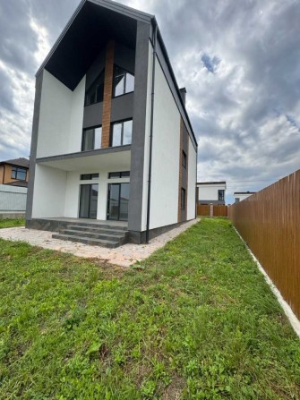 Продається новий будинок від власника біля озера - фото 1