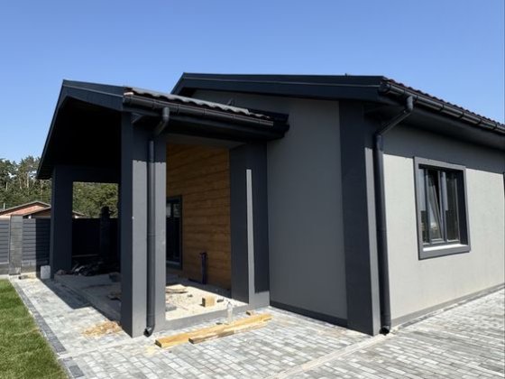 Одноэтажный дом на 100 м2 и участок 4.4 сотои. С Газом Ворзель