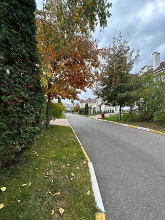 Продам Будинок Площа: 377,6 м² Ділянка 10 сот. Гараж. Поруч Ліс. Без % - фото 1