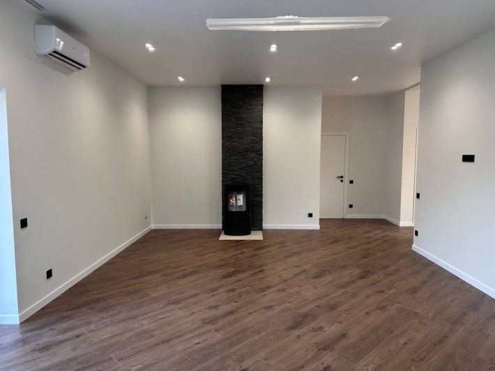 Будинок у Ворзелі, 100 м², РЕМОНТ, тепла підлога, камін, 13 кВт світла - фото 1