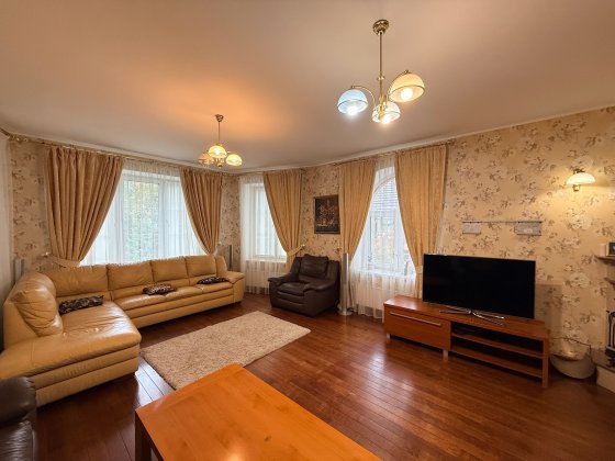 Продам Капітальний Будинок Біля Озера. Баня, Сад, Басейн, Гараж, Льох! Ворзель