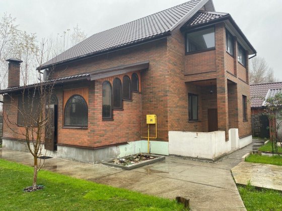 Без% Продається чотирикімнатний будинок, дім, село Гнідин, два поверхи Гнедин