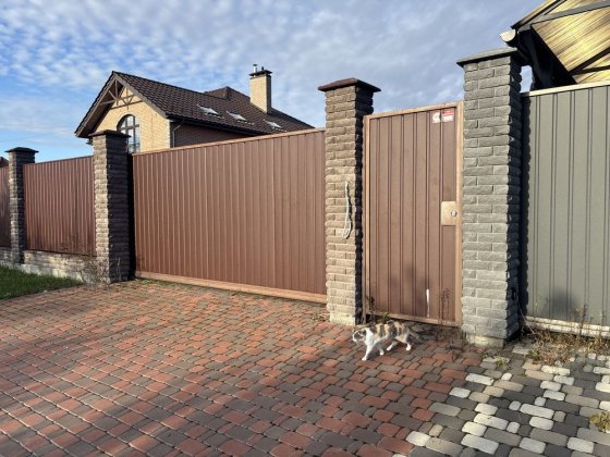 Будинок з ремонтом| Газ | Гараж з підвалом і терасою | с. Білогородка Белогородка