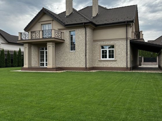 Продаж будинку в котеджному містечку, 10 соток Вишеньки