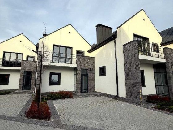 Сучасний Таунхаус Чабани в 5 хв від м.Теремки Чабани