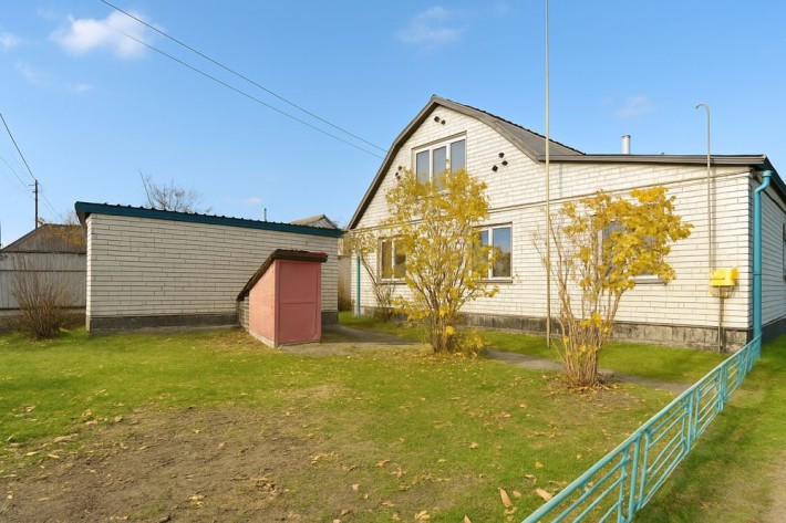 Продаж цегляного будинку в селі Гнідин - фото 1
