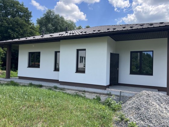 Новий дім 130 кв 3 кім 6,5 сотих Гнідин Гнедин Гнедин