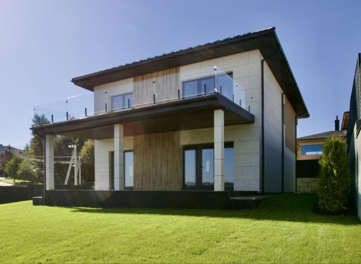 Продаж будинку без ремонту в Лісниках - фото 1