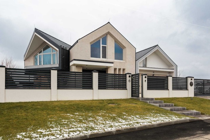 Продаж унікального будинку в Лісниках - фото 1