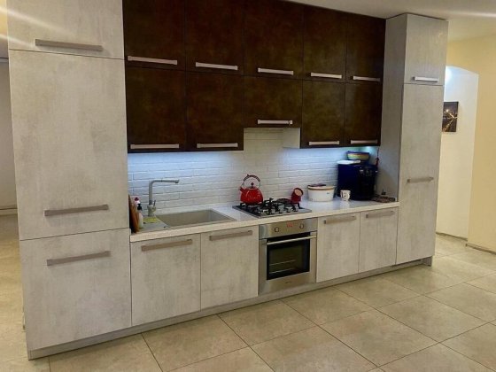 Продам 3-поверховий будинок с. Лісники LM Лісники