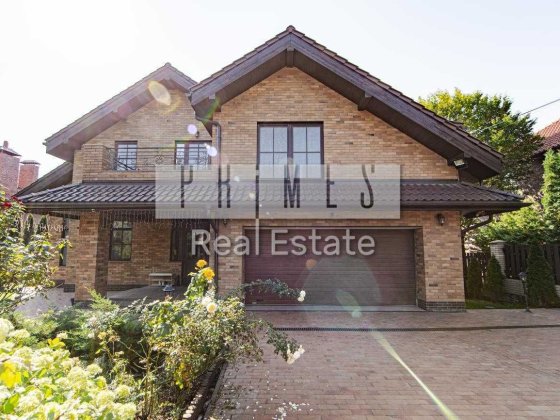 Продаж Будинку з ремонтом, басейн, баня, Лісники Лісники