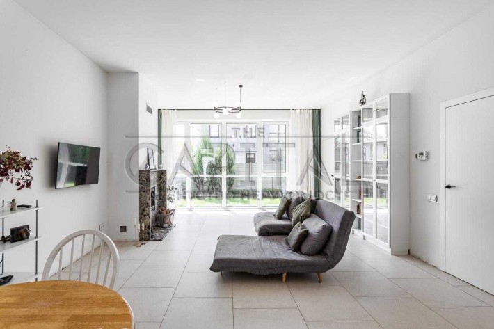 Продажа дома с бассейном, Гнедин, КГ River Island - фото 1