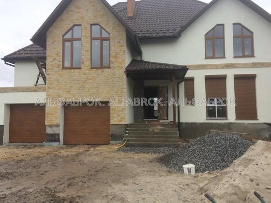 Продаж 2 поверхового будинку з верандою і ділянкою на 12 соток Нові Петрівці