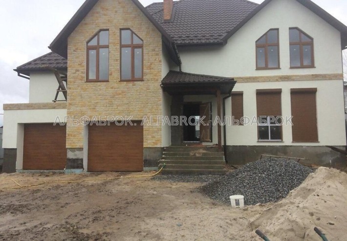 Продаж 2 поверхового будинку з верандою і ділянкою на 12 соток - фото 1