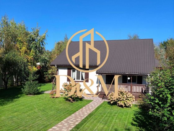 Будинок в Лісниках (вул. Лугова) з ремонтом Лесники