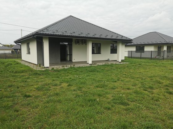 Дом, коттеджный городок в лесу, Sky Park, Гнедин Гнедин