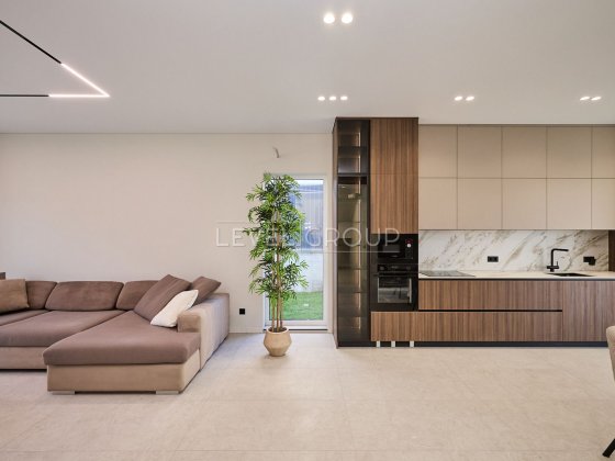 Продається будинок з сучасним ремонтом, 230 м2, Лісники Лісники