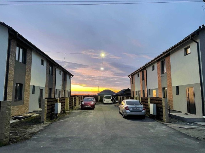 Таунхаус КМ Балатон Balaton Нові Петрівці Е-оселя! - фото 1